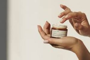 A Skincare Guide to Using Alpha Lipoic Acid and Niacinamide