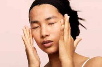 Using Retinol If You Tan: Risks, Facts, and Safer Options