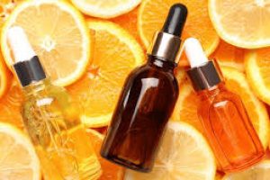 Using Vitamin C After AHA: Benefits, Risks, and Best Practices