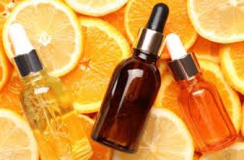 Using Vitamin C After AHA: Benefits, Risks, and Best Practices