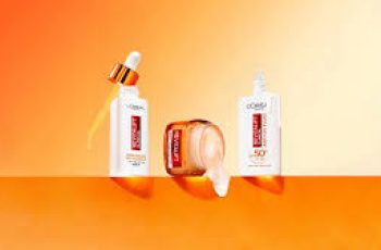 Vitamin E and Hyaluronic Acid: The Perfect Hydration Duo Explained Vitamin E and Hyaluronic Acid: The Perfect Hydration Duo Explained