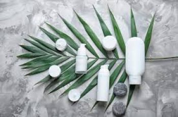 Understanding Comedogenic Ingredients to Keep Skin Clear and Healthy Understanding Comedogenic Ingredients to Keep Skin Clear and Healthy