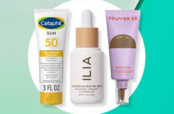 Protect Your Skin With These Expert-Approved Mineral Sunscreen Favorites