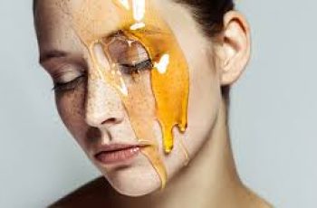 Honey in Skincare: Benefits, Risks, and How to Use It