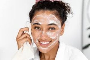 BHA Exfoliants: Clear Pores and Reveal Radiant Healthy Skin