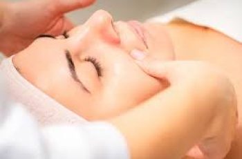 Skincare Benefits of Lymphatic Drainage Massage for Clearer Skin