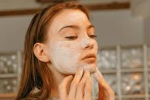 Salicylic Acid in Skincare: How to Use It Without Irritation