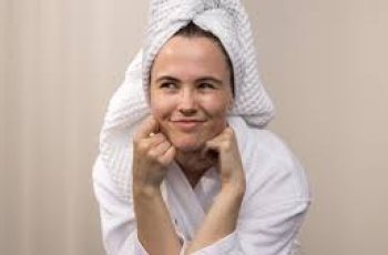 Gentle Skincare Guide to Treat and Prevent Milia Naturally