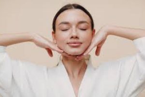 Workout Skincare Tips to Keep Skin Healthy and Clear