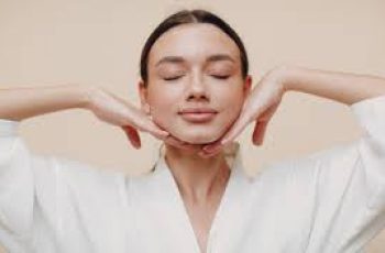 Workout Skincare Tips to Keep Skin Healthy and Clear