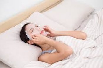 Overnight Hydrating Masks: A Skincare Guide for Glowing Skin Overnight Hydrating Masks: A Skincare Guide for Glowing Skin