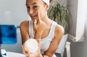 Easy TikTok Skincare Routines to Improve Your Skin Easy TikTok Skincare Routines to Improve Your Skin