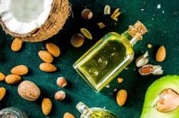 Skincare-Backed Alternatives to Cuticle Oil for Dry Cuticles Skincare-Backed Alternatives to Cuticle Oil for Dry Cuticles