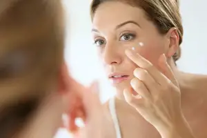 Post-Microdermabrasion Skincare: When to Use Salicylic Acid Safely