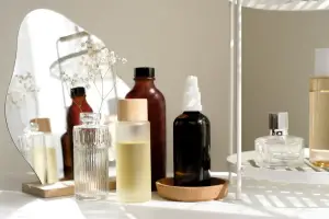 A Skincare Guide to Combining Salicylic and Glycolic Acids