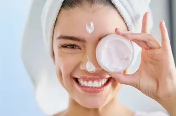 Winter Glow-Up: Expert Tips on How to Look and Feel Your Best This Season