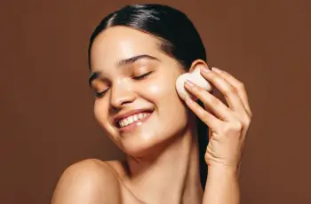 The Foundation Mistake Making You Look Flaky: 9 Makeup Rules for Dry Skin